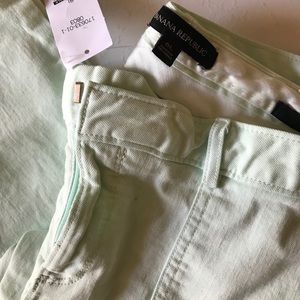 BananaRepublic Sloan Pants. Never worn. Distressed
